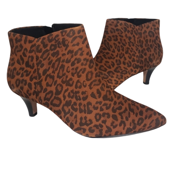 Clark's Linvale Sea Dark Tan Leopard Ankle Boot Womens 9.5 WITH BOX - Picture 11 of 15